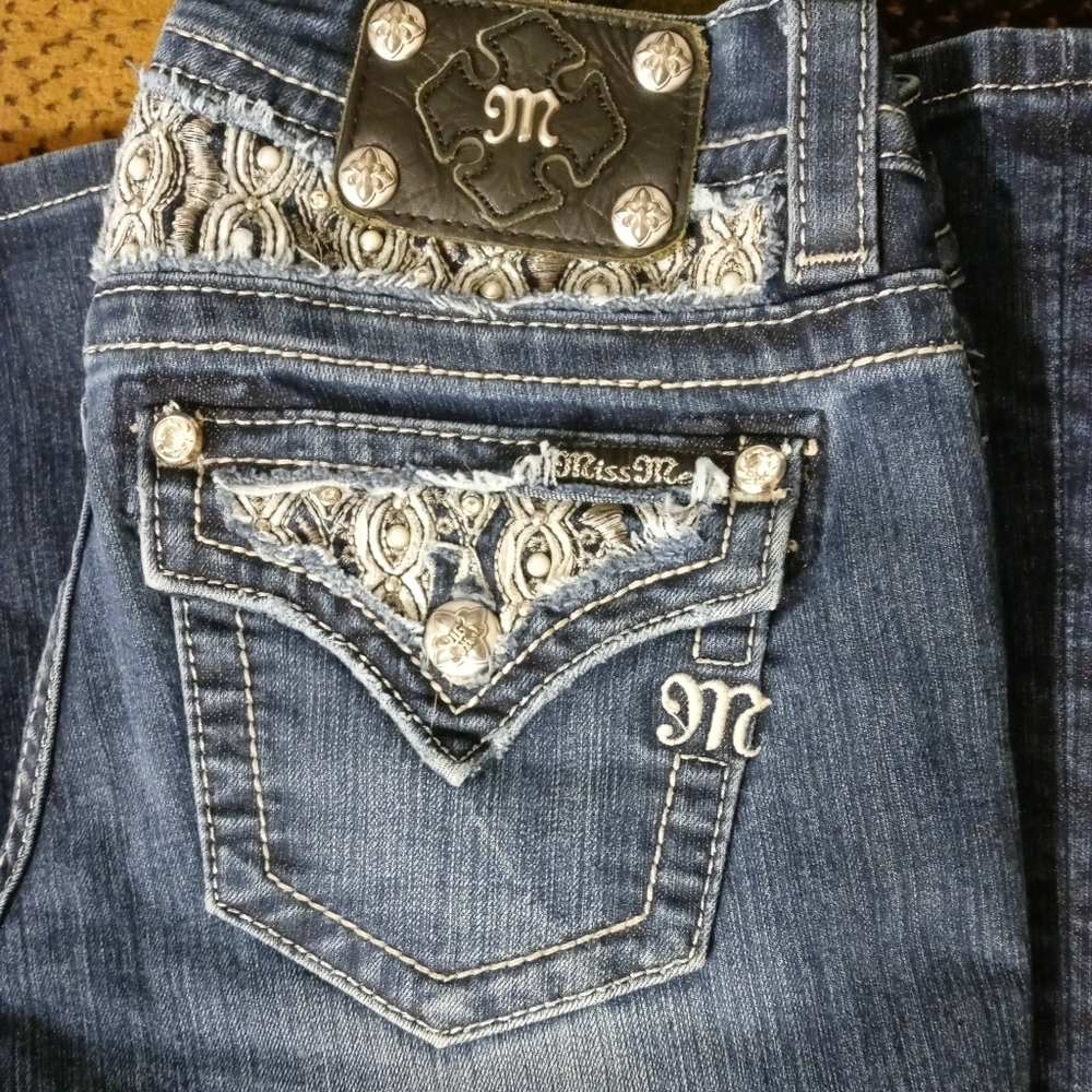 Miss Me Boot Cut Size 27